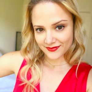 Meet your Posher, Angie